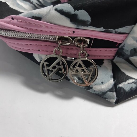 Travel Set Tote Bag Matching Pouch Carrying Case Floral Black Pink Nylon Light - Picture 3 of 4